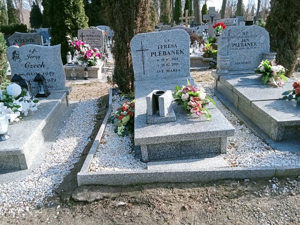 Grób Teresa Plebanek