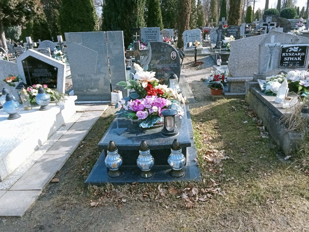 Grób Jan Leginowicz