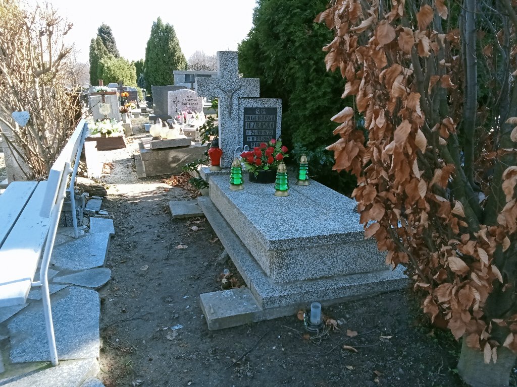 Grób Ingeborga Jezierska