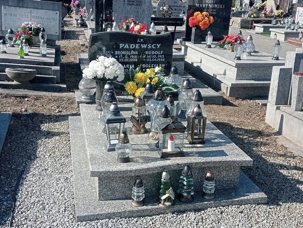 Grób Maria Padewska