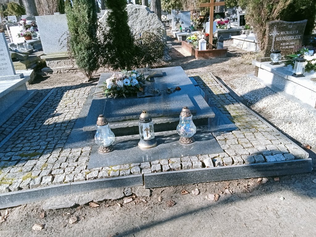 Grób Edward Strzępa Marszycki