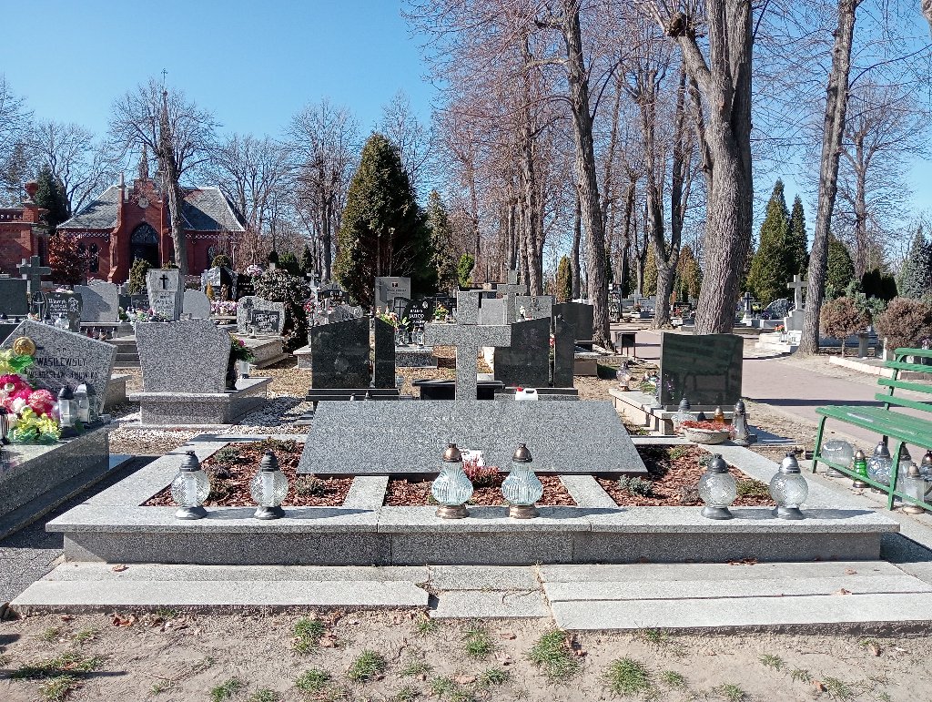 Grób Tadeusz Ostapiuk